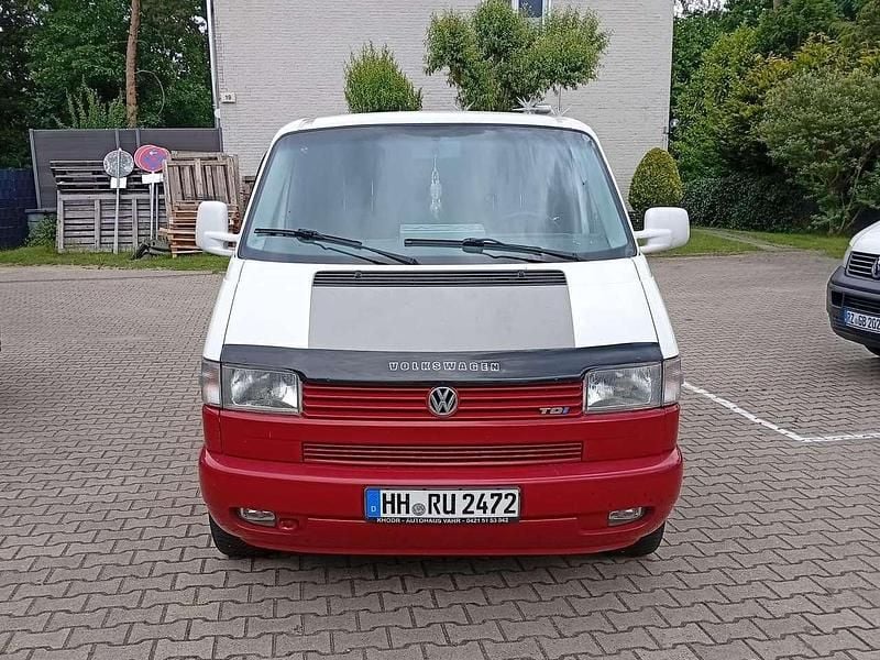 Gebraucht VW T4 102 PS (75 kW) 2002 Rot Van