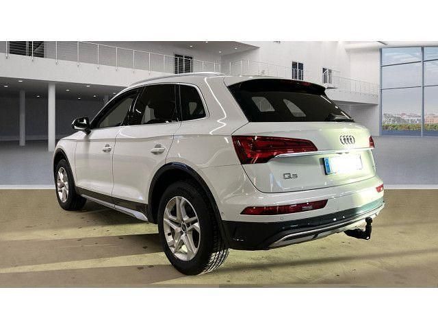 Gebraucht Audi Q5 Advanced 204 PS (150 kW) 2024 Gletscherweiß metallic (metallic) SUV