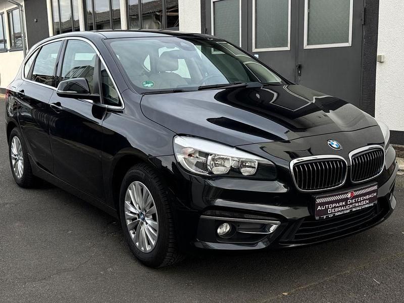Schwarz Gebraucht 2015 BMW 218 Active Tourer Van / Kleinbus | 9.900 € (Fairer Preis) - Bild 1/3