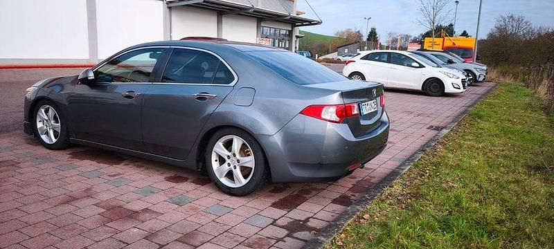 Gebraucht Honda Accord Executive 150 PS (110 kW) 2010 Grau Limousine