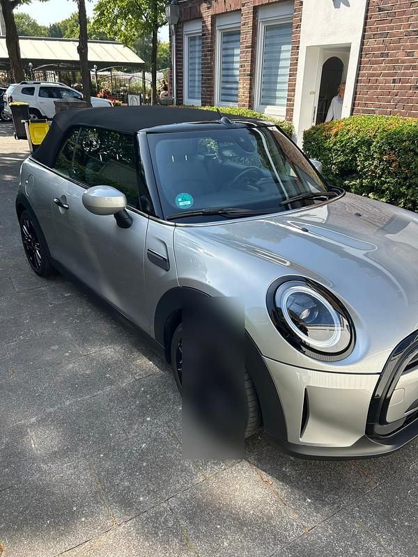 Silber Gebraucht 2023 Mini Cooper Cabriolet Cabrio | 29.500 € (Fairer Preis) - Bild 1/4