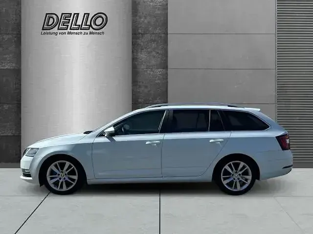 Gebraucht Skoda Octavia Ambition 150 PS (110 kW) 2020 Weiß Kombi