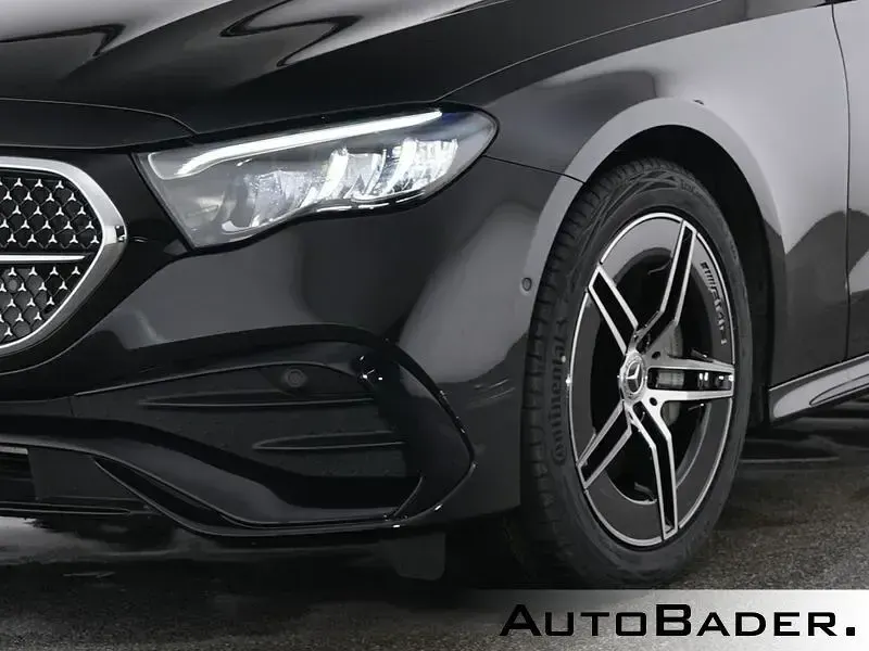 Gebraucht Mercedes E220 AMG 197 PS (144 kW) 2025 Schwarz Limousine