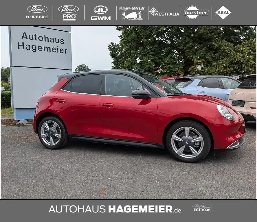 Neu Ora 03 125 kW (171 PS) 2025 Mars red / starry black metall Kleinwagen