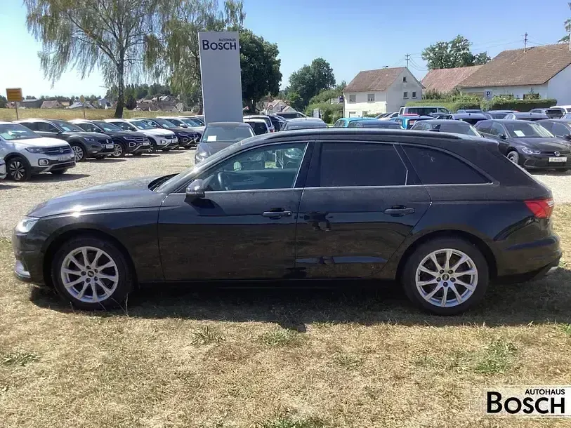 Gebraucht Audi A4 Comfort 150 PS (110 kW) 2022 Mythosschwarz Kombi