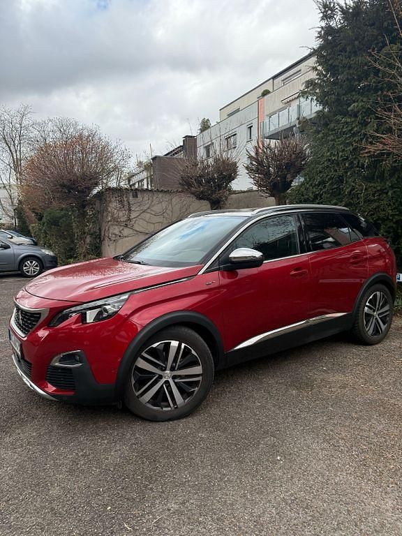 Rot Gebraucht 2017 Peugeot 3008 GT SUV | 17.900 € (Etwas zu teuer) - Bild 1/4