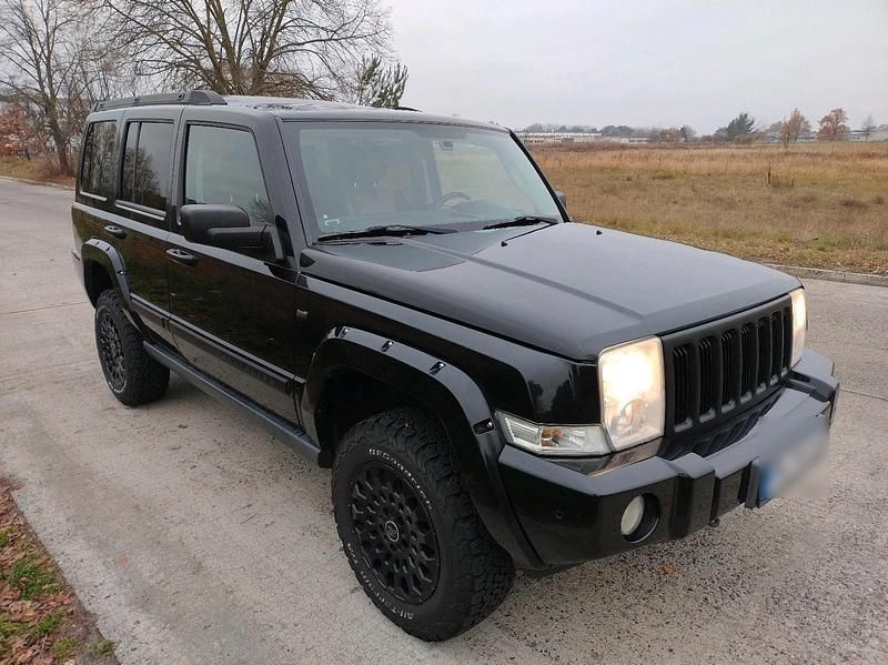 Schwarz Gebraucht 2008 Jeep Commander SUV | 15.499 € (Teuer) - Bild 1/4