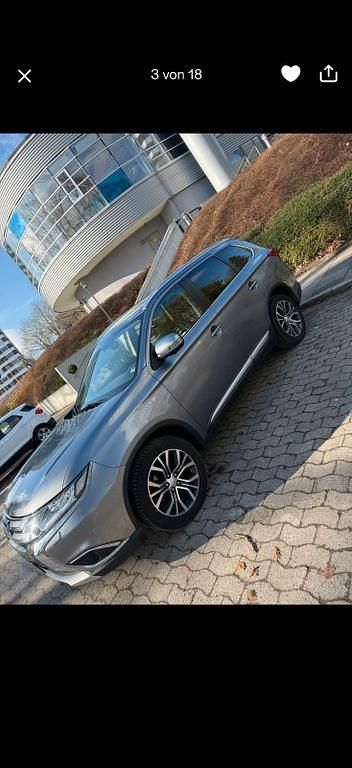 Gebraucht Mitsubishi Outlander Edition 150 PS (110 kW) 2018 Grau SUV