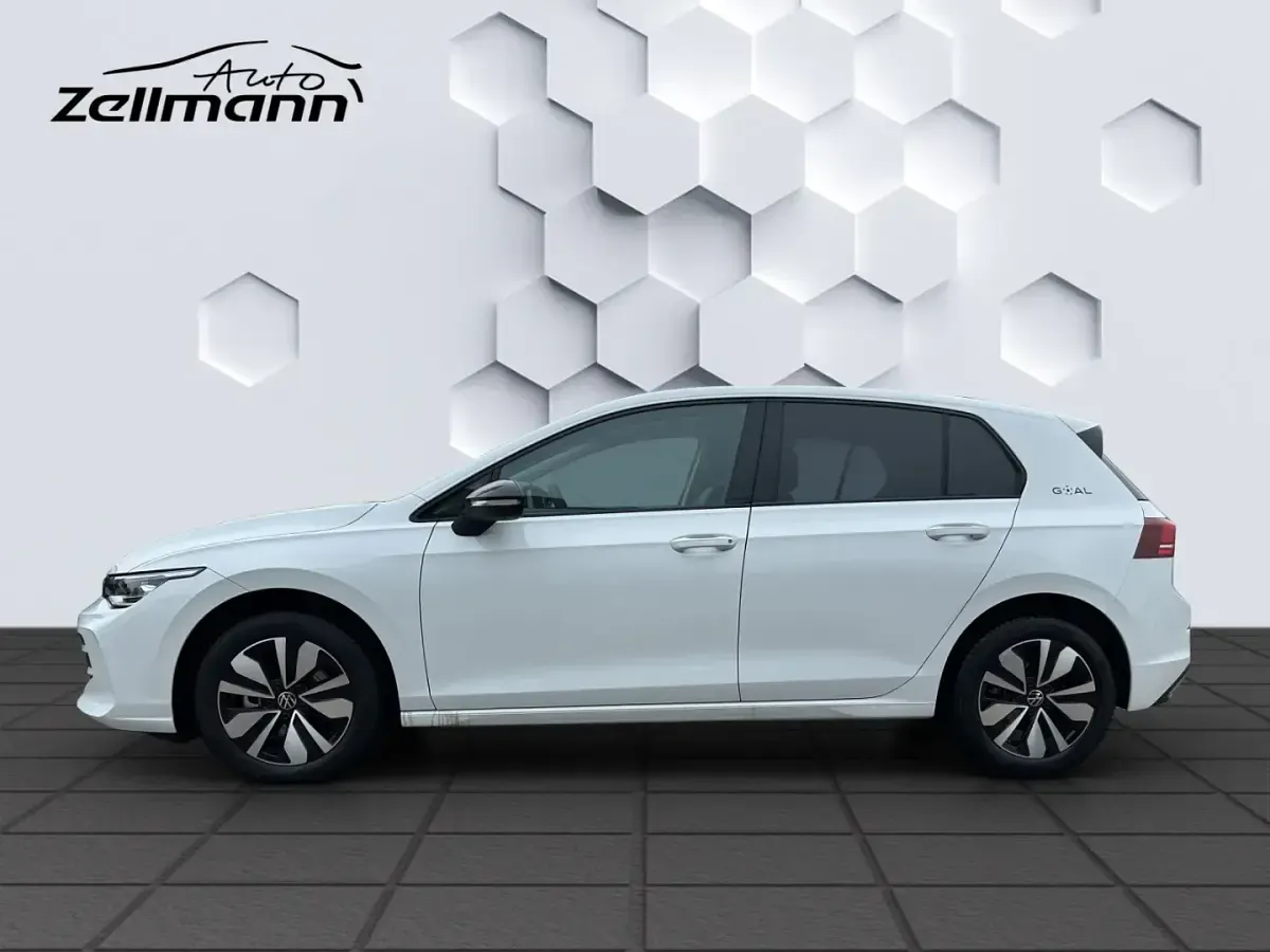 Gebraucht VW Golf VIII Goal 116 PS (85 kW) 2025 Weiss Limousine