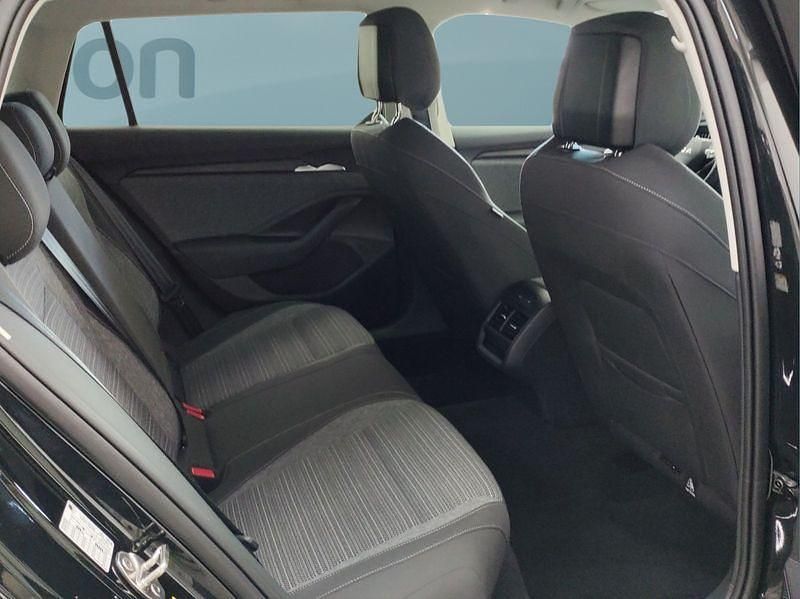 Gebraucht Skoda Superb 150 PS (110 kW) 2025 Schwarz Kombi