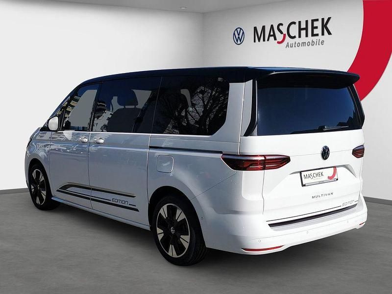 Nouă VW Multivan 150 CP (110 kW) 2026 Alb Monovolum