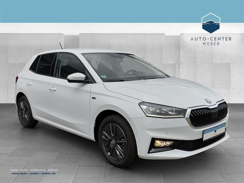 Moonweiss metallic Neu 2025 Skoda Fabia Tour Kleinwagen | 25.470 € - Bild 1/4
