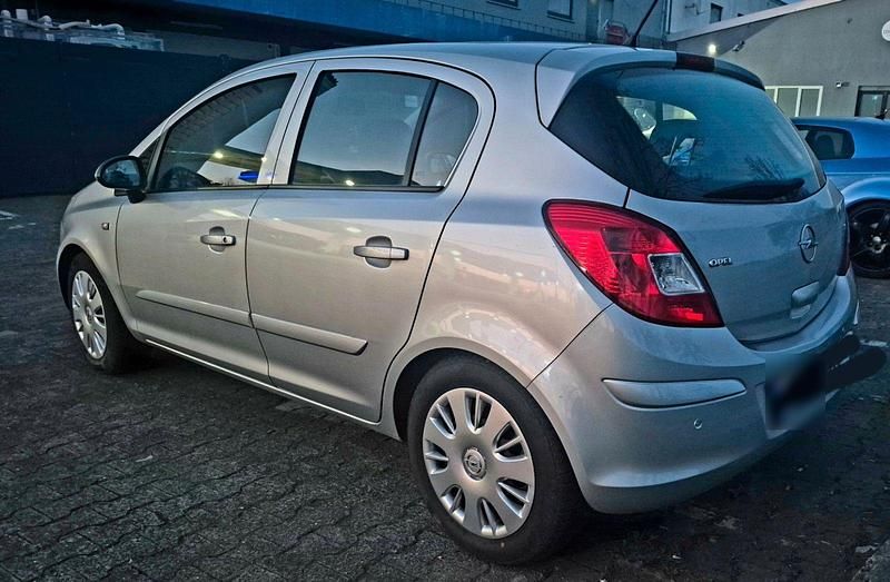Gebraucht Opel Corsa 80 PS (58 kW) 2007 Grau Kleinwagen