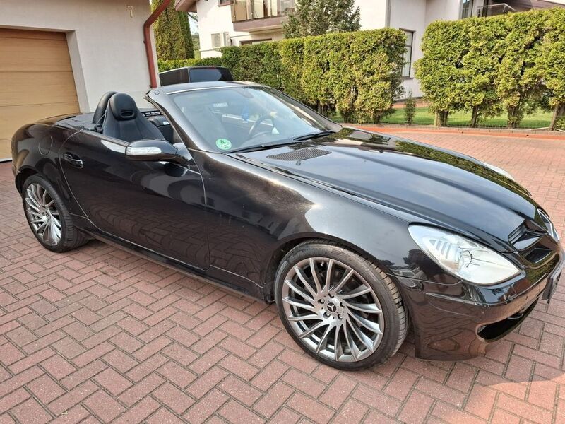 Gebraucht Mercedes SLK280 231 PS (169 kW) 2008 Schwarz Cabrio