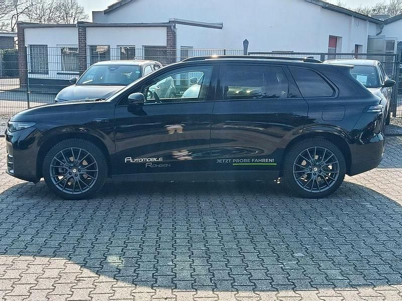 Gebraucht Leapmotor C10 215 PS (158 kW) 2025 Metallic black SUV