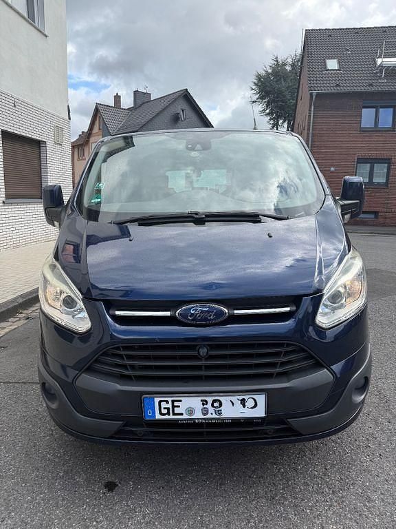 Schwarz Gebraucht 2013 Ford Tourneo Custom Van / Kleinbus | 11.690 € (Teuer) - Bild 1/4