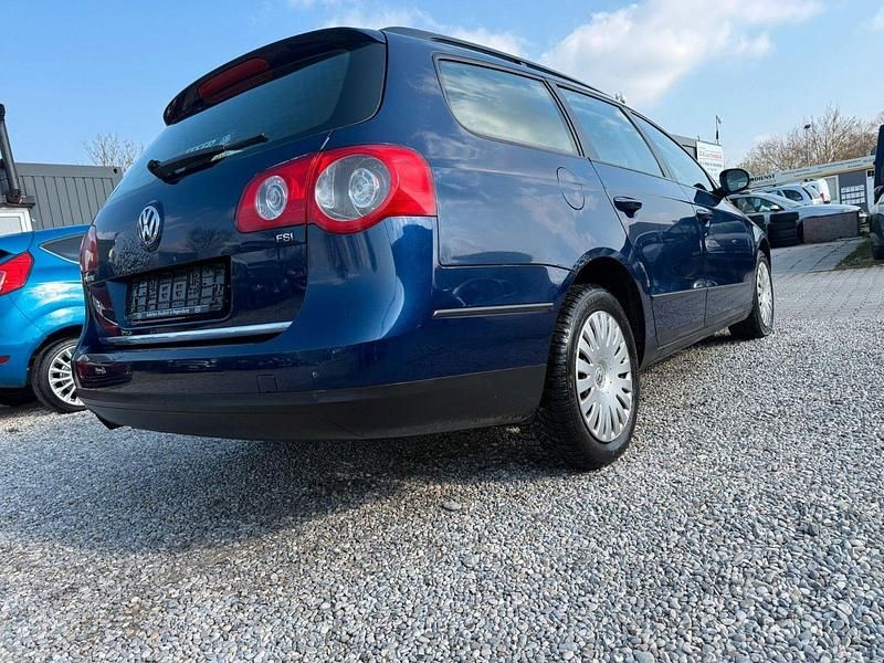 Gebraucht VW Passat 116 PS (85 kW) 2006 Blau Kombi