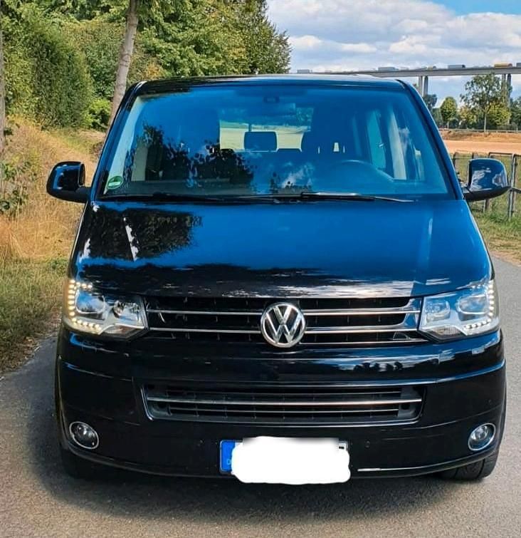 Schwarz Gebraucht 2015 VW T5 Highline Van | 31.999 € - Bild 1/4