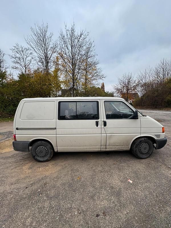 Second-hand VW Transporter 102 CP (75 kW) 1996 Bej Van