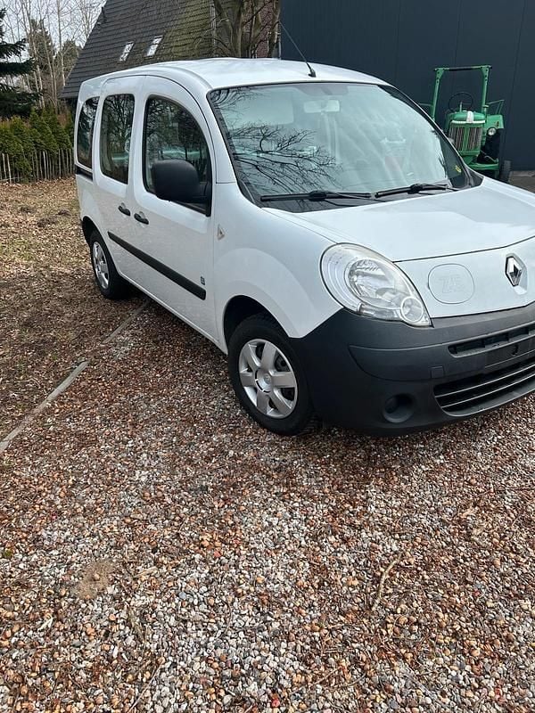 Gebraucht Renault Kangoo 44 kW (60 PS) 2012 Weiß Van / Kleinbus