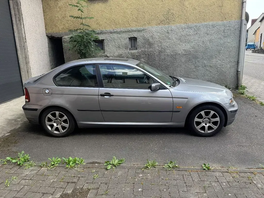 Gebraucht BMW 316 116 PS (85 kW) 2004 Silber Limousine
