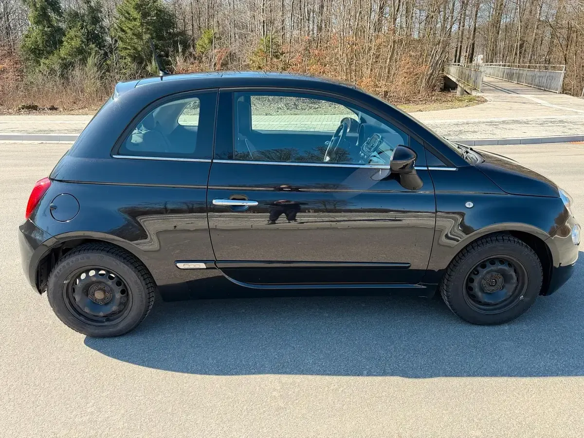 Gebraucht Fiat 500 Lounge 69 PS (50 kW) 2017 Schwarz Kleinwagen