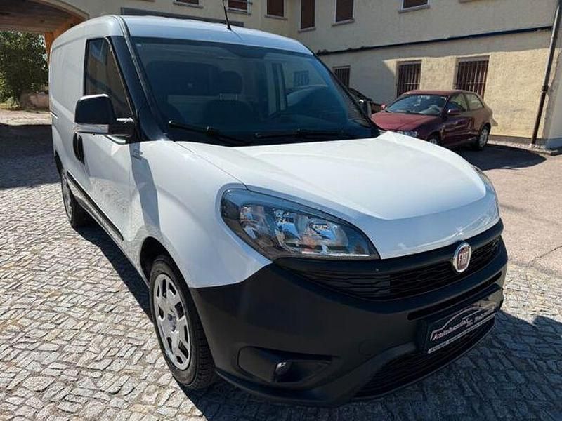 Weiß Gebraucht 2021 Fiat Doblò Van / Kleinbus | 9.950 € (Fairer Preis) - Bild 1/1