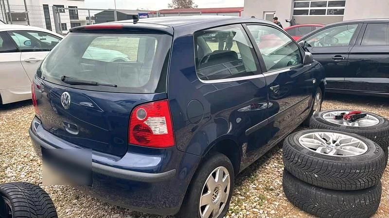 Gebraucht VW Polo 68 PS (50 kW) 2003 Blau Kleinwagen