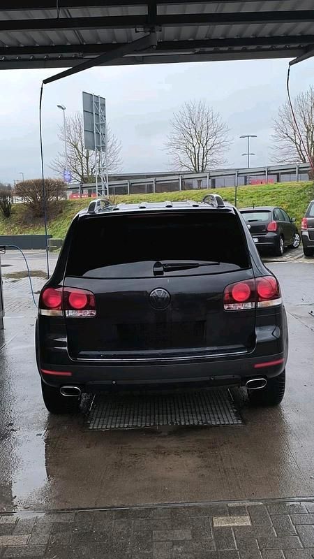 Schwarz Gebraucht 2008 VW Touareg SUV | 8.300 € (Etwas zu teuer) - Bild 1/4