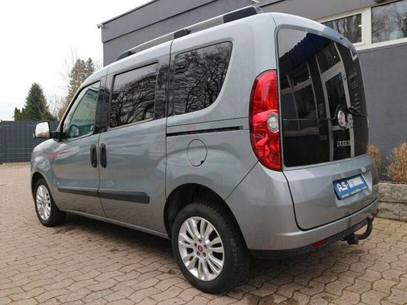 Gebraucht Fiat Doblò Emotion 110 PS (80 kW) 2012 Andere Van / Kleinbus
