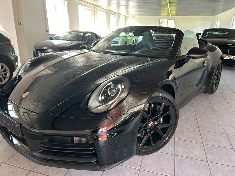 Schwarz Gebraucht 2025 Porsche 992 Cabrio | 144.500 € (Superpreis) - Bild 1/4
