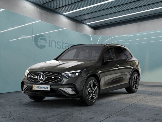 Grau Gebraucht 2023 Mercedes GLC220 AMG Line Premium Plus SUV | 66.295 € (Fairer Preis) - Bild 1/2
