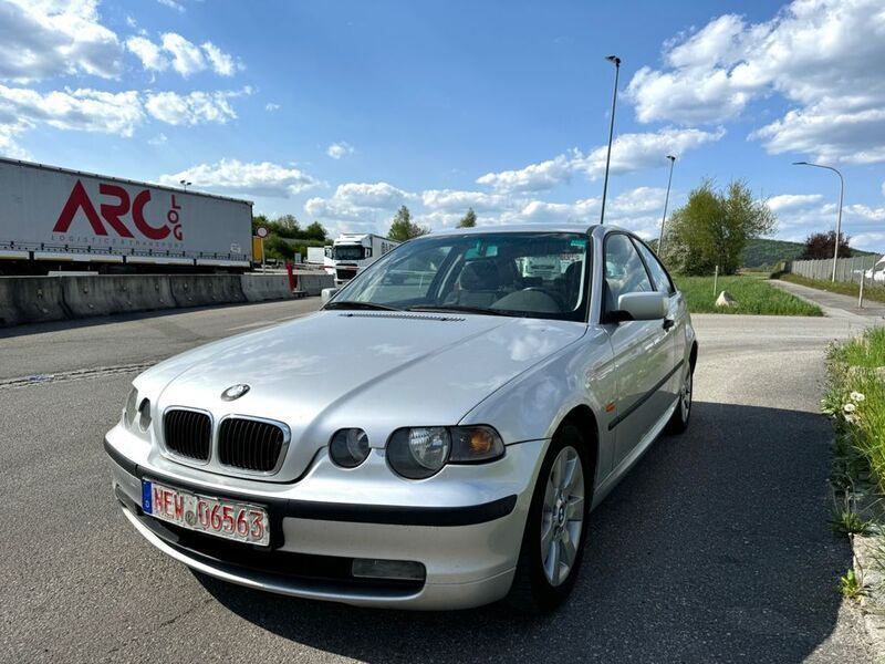 Silber Gebraucht 2004 BMW 318 Sport Line Coupé | 1.250 € (Superpreis) - Bild 1/4