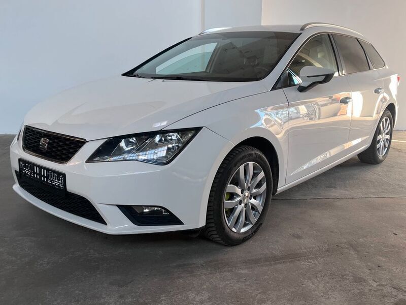 Weiß Gebraucht 2016 Seat Leon ST Style Kombi | 7.500 € (Fairer Preis) - Bild 1/4
