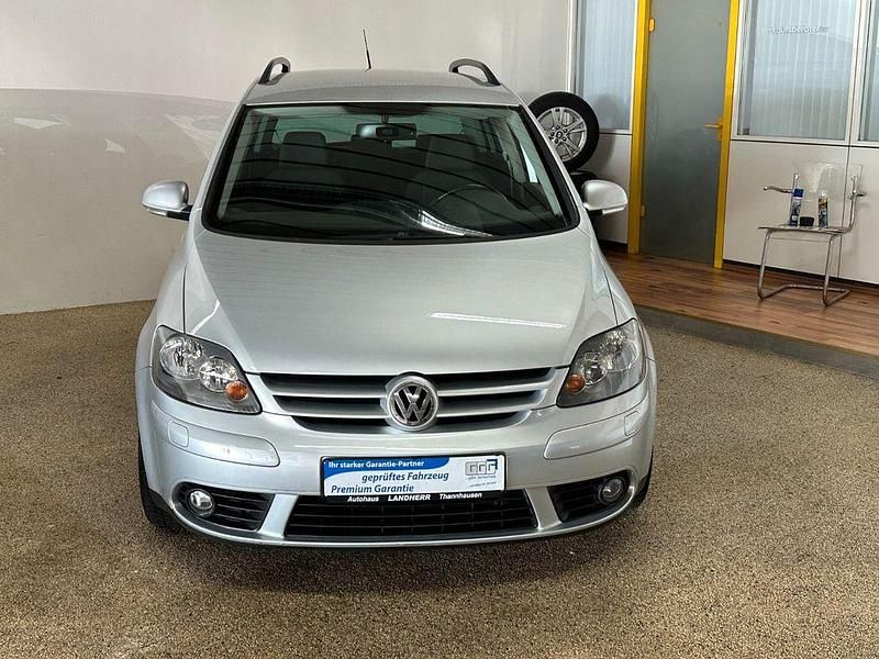 Gebraucht VW Golf Plus Cross United 102 PS (75 kW) 2008 Silber Van / Kleinbus