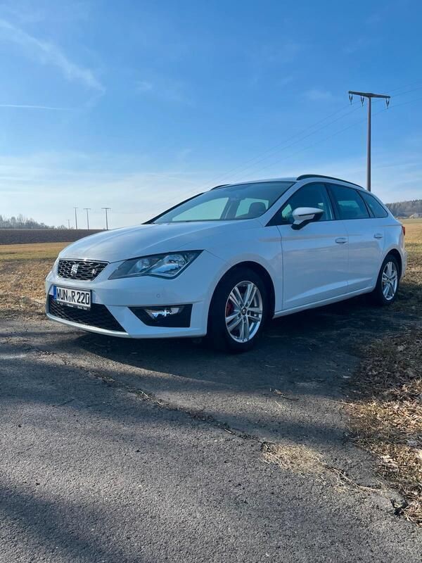 Weiß Gebraucht 2016 Seat Leon ST FR Kombi | 8.650 € (Superpreis) - Bild 1/4