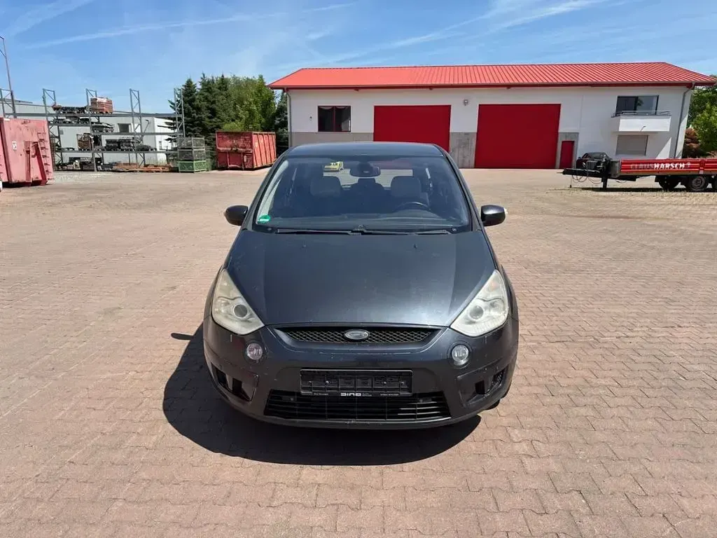 Gebraucht Ford S-MAX Titanium 175 PS (128 kW) 2008 Grau Van / Kleinbus
