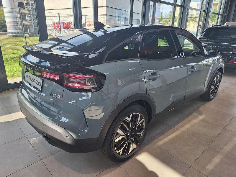 Używany Citroën e-C4 114 kW (156 KM) 2025 Brązowy Sedan/Limuzyna