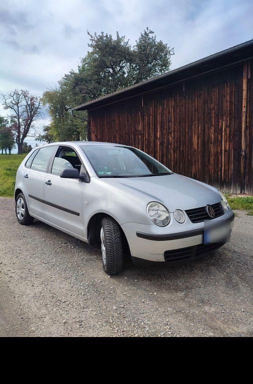 Silber Gebraucht 2003 VW Polo Limousine | 3.300 € (Fairer Preis) - Bild 1/4