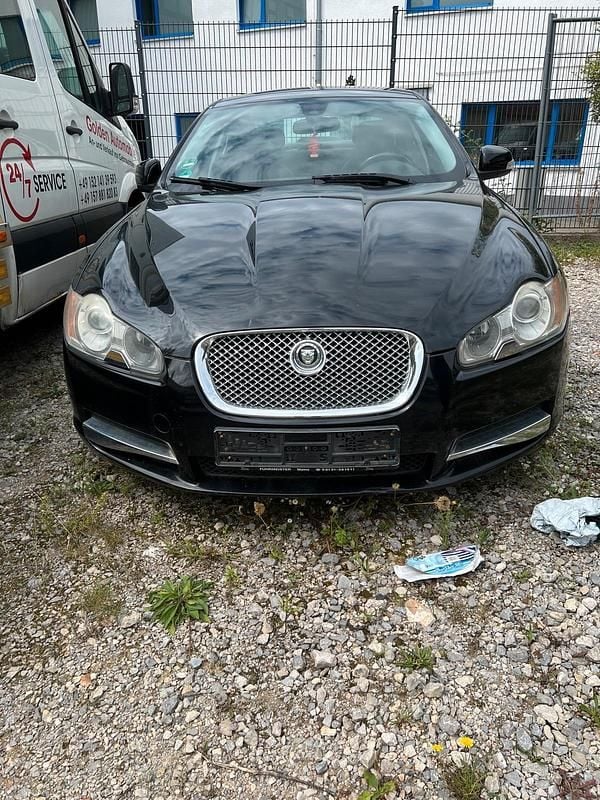 Schwarz Gebraucht 2009 Jaguar XF Limousine | 5.100 € (Superpreis) - Bild 1/4