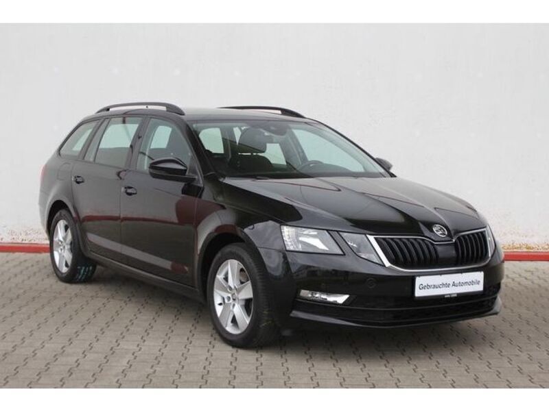 Schwarzmagic perleffekt (metallic) Gebraucht 2019 Skoda Octavia Ambition Kombi | 9.975 € (Guter Preis) - Bild 1/4