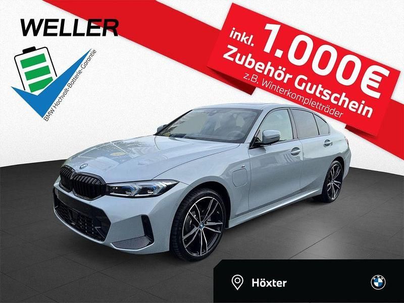 Brooklyn grau (grau) Gebraucht 2024 BMW 330e M Sport Limousine | 52.990 € (Teuer) - Bild 1/4