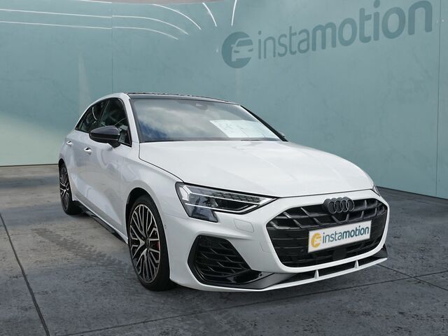 Weiß Gebraucht 2024 Audi S3 Limousine | 59.950 € - Bild 1/2