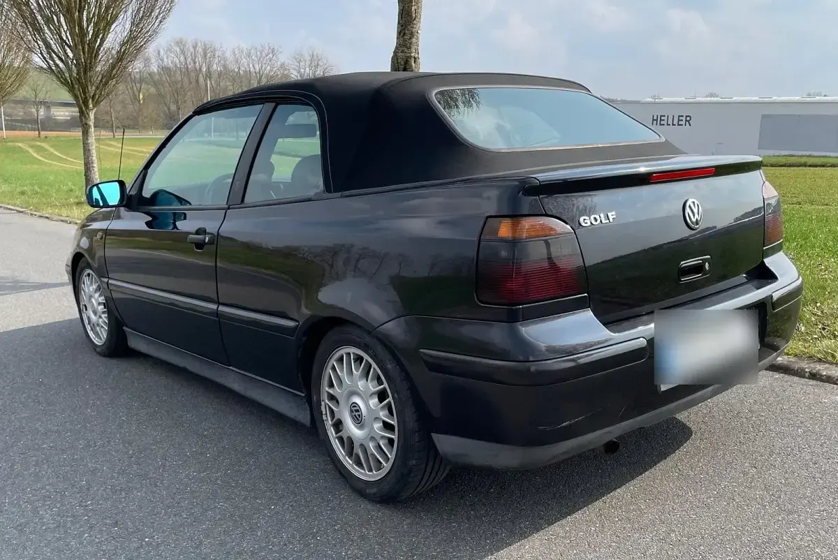 Gebraucht VW Golf Cabriolet 101 PS (74 kW) 1999 Schwarz Cabrio
