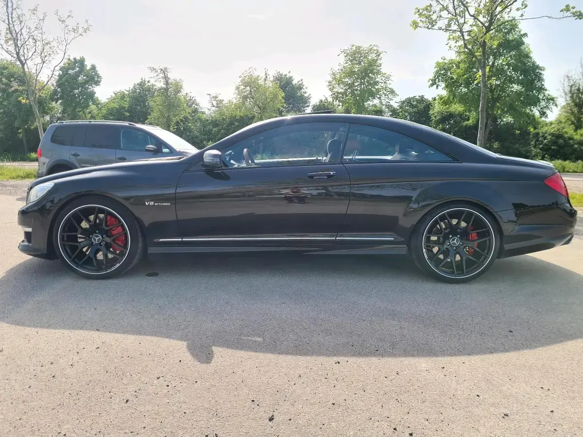 Gebraucht Mercedes CL63 AMG 571 PS (419 kW) 2011 Coupé