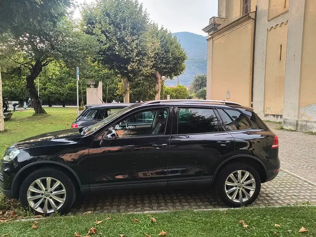 Gebraucht VW Touareg 245 PS (180 kW) 2012 Schwarz SUV