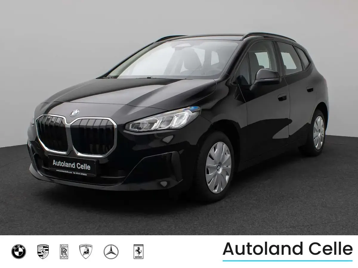 Gebraucht BMW 216 122 PS (89 kW) 2025 Schwarz 2668 Van / Kleinbus