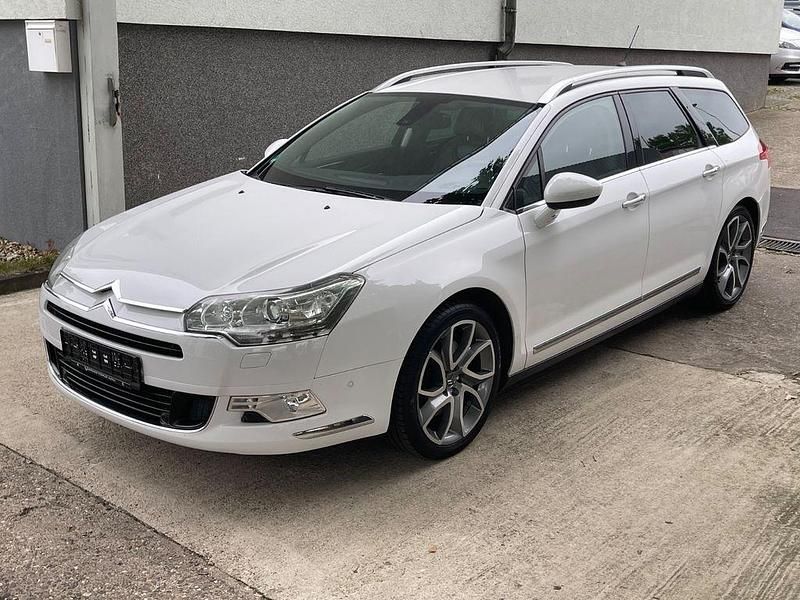 Weiß Gebraucht 2010 Citroën C5 Exclusive Kombi | 6.000 € (Fairer Preis) - Bild 1/4