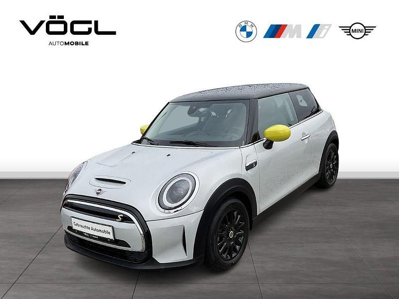 Weiß Gebraucht 2022 Mini Cooper SE Classic Kleinwagen | 16.480 € (Guter Preis) - Bild 1/4