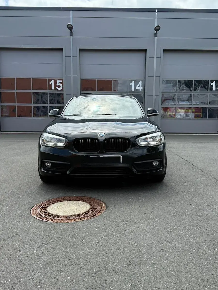 Gebraucht BMW 116 M Sport 109 PS (80 kW) 2016 Schwarz Kleinwagen